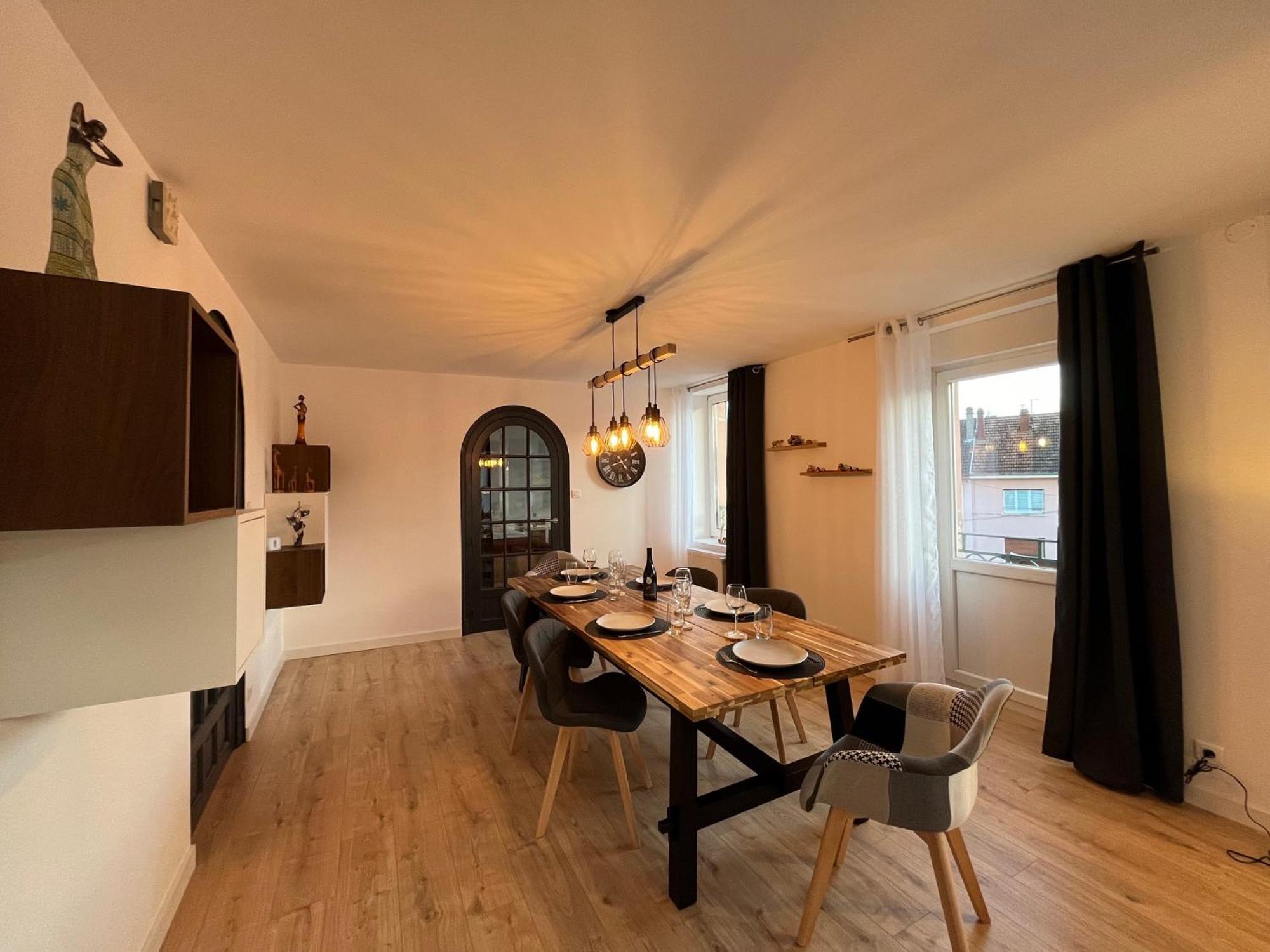 Appartement St Eloi 75M² Saint-Die-des-Vosges Bagian luar foto