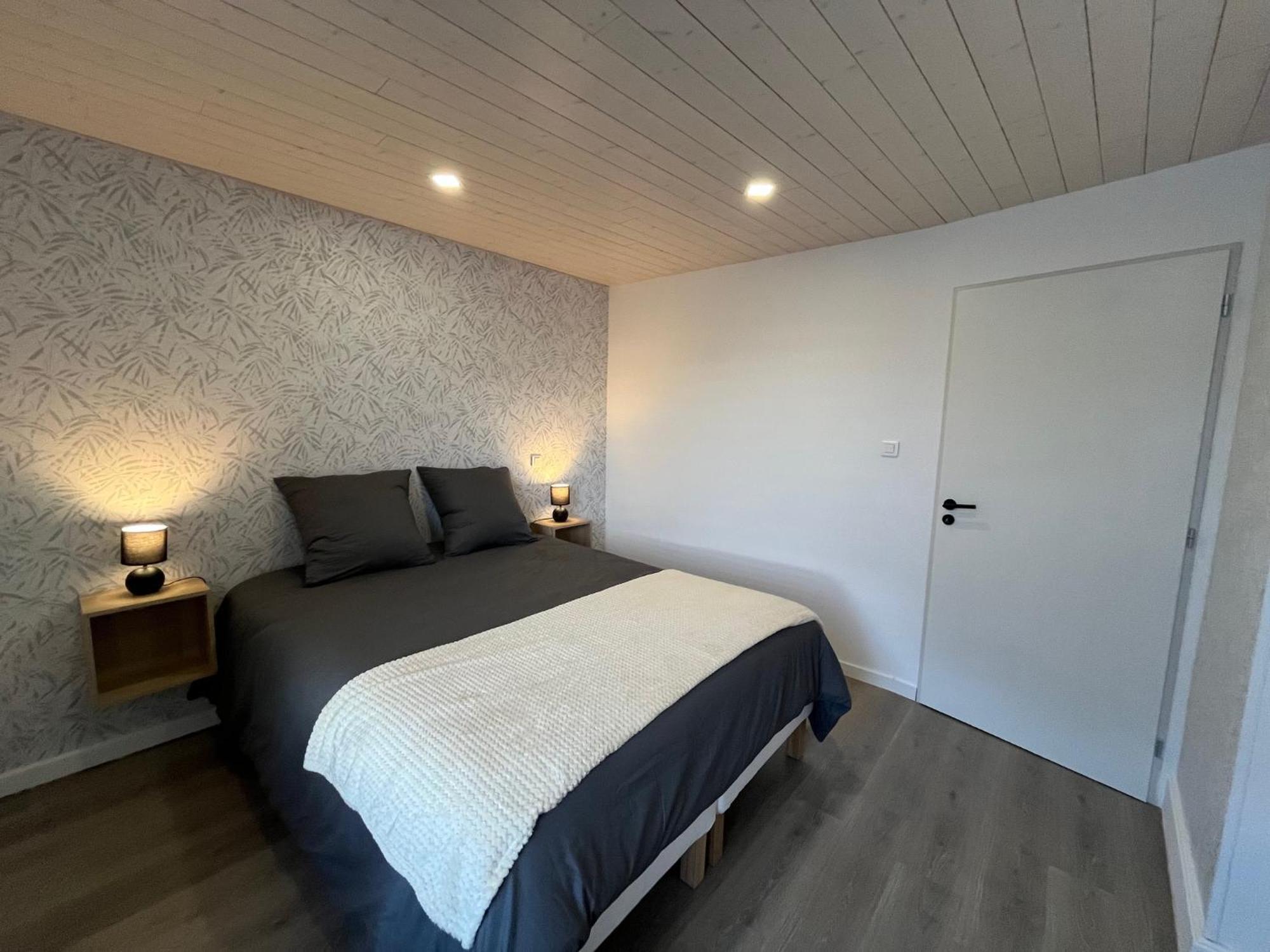Appartement St Eloi 75M² Saint-Die-des-Vosges Bagian luar foto